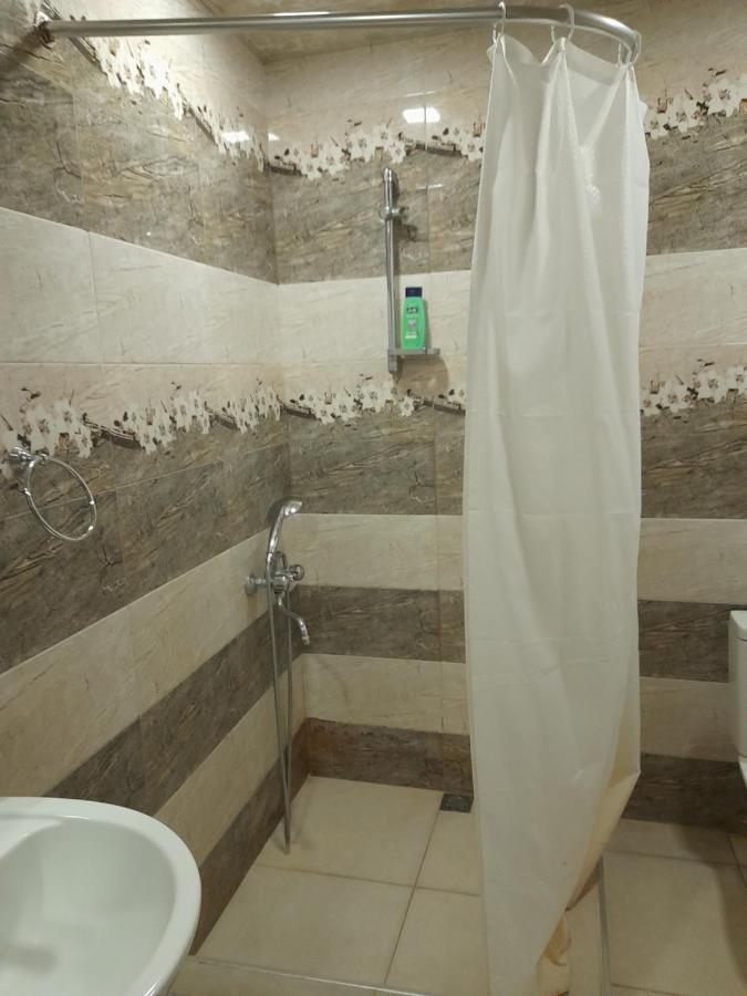 Guest House In Center Erivan Exterior foto